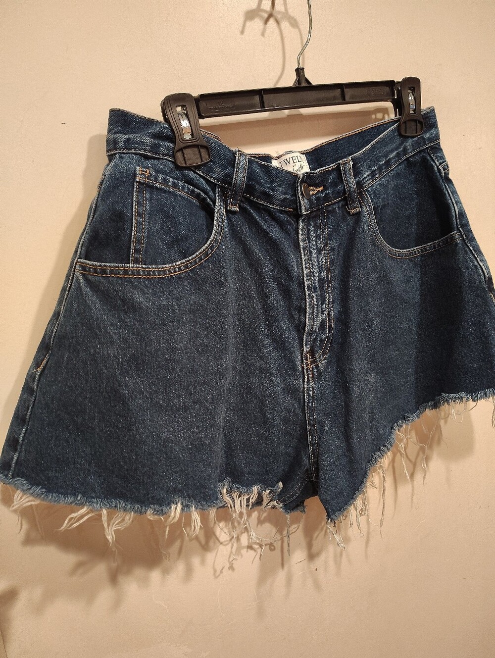 Twelve By On Twelfth Women's Cut Off Dark Jean Denim Shorts Sz 28 Casual Summer - Picture 4 of 7